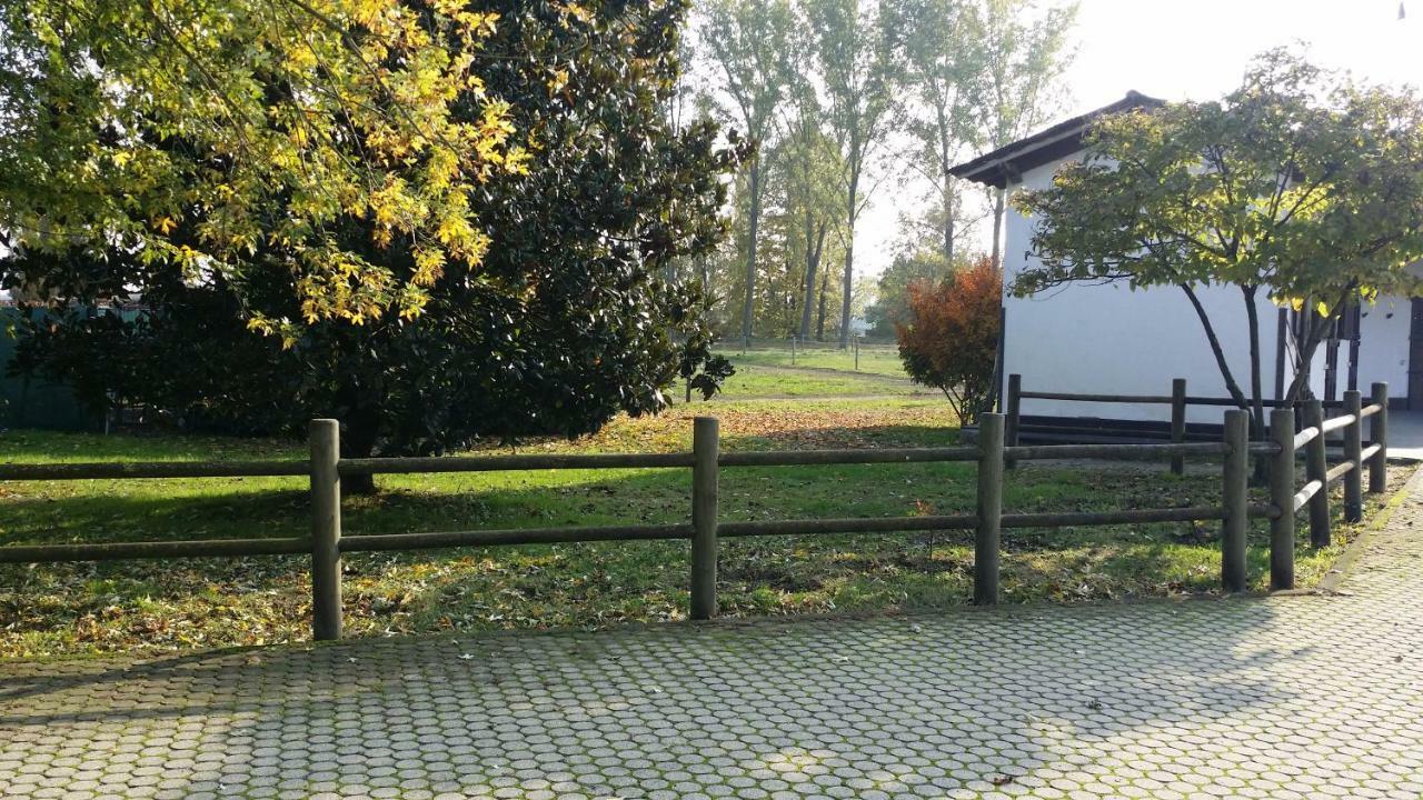 Willa Scuderia 100 Pertiche Villanterio Zewnętrze zdjęcie