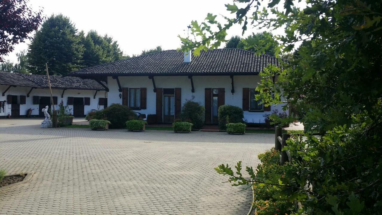Willa Scuderia 100 Pertiche Villanterio Zewnętrze zdjęcie